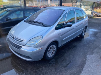 Citroën Xsara Picasso 1,6i 16V 110 Exclusive 5d
