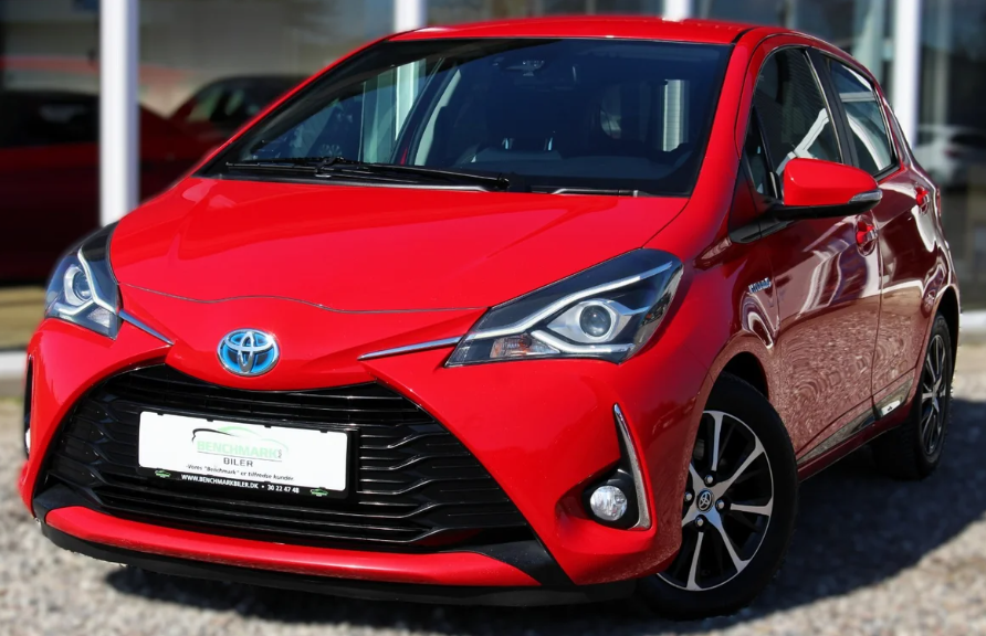 Toyota Yaris Hybrid H3 Limited e-CVT