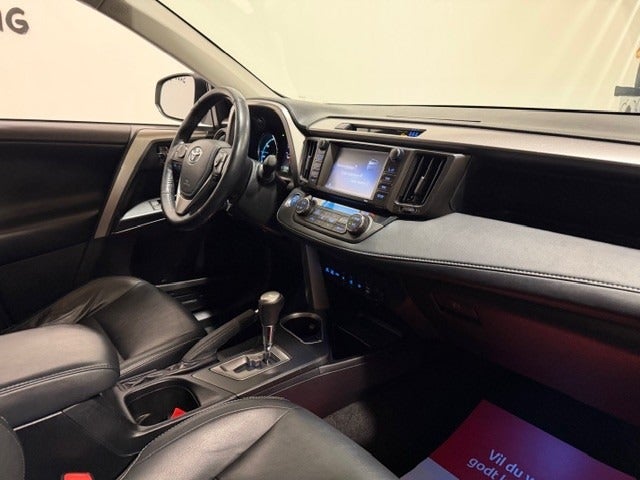 Toyota RAV4 Hybrid H3 Selected MDS