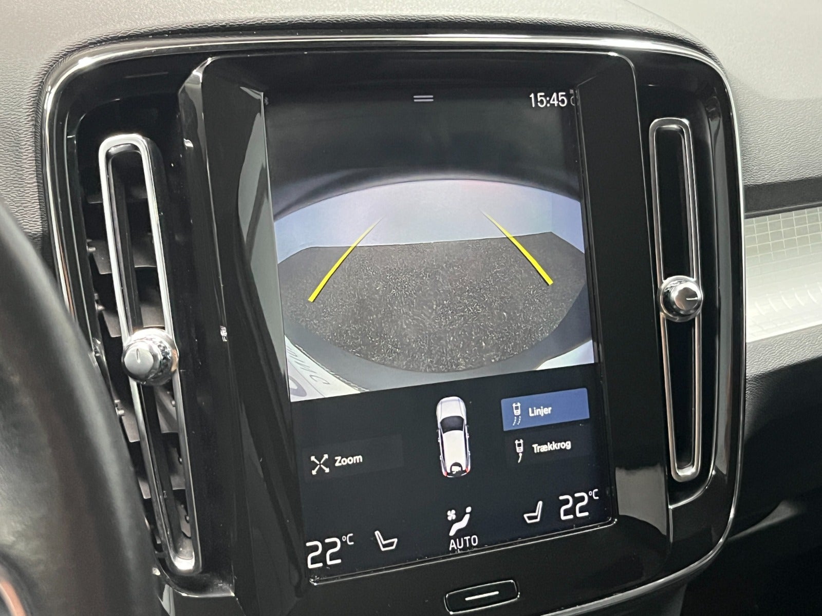 Billede af Volvo XC40 2,0 D3 150 Momentum aut.