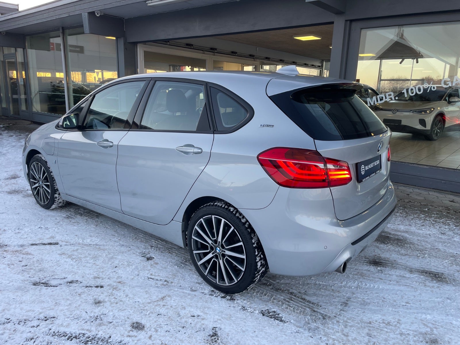 BMW 225xe 2019