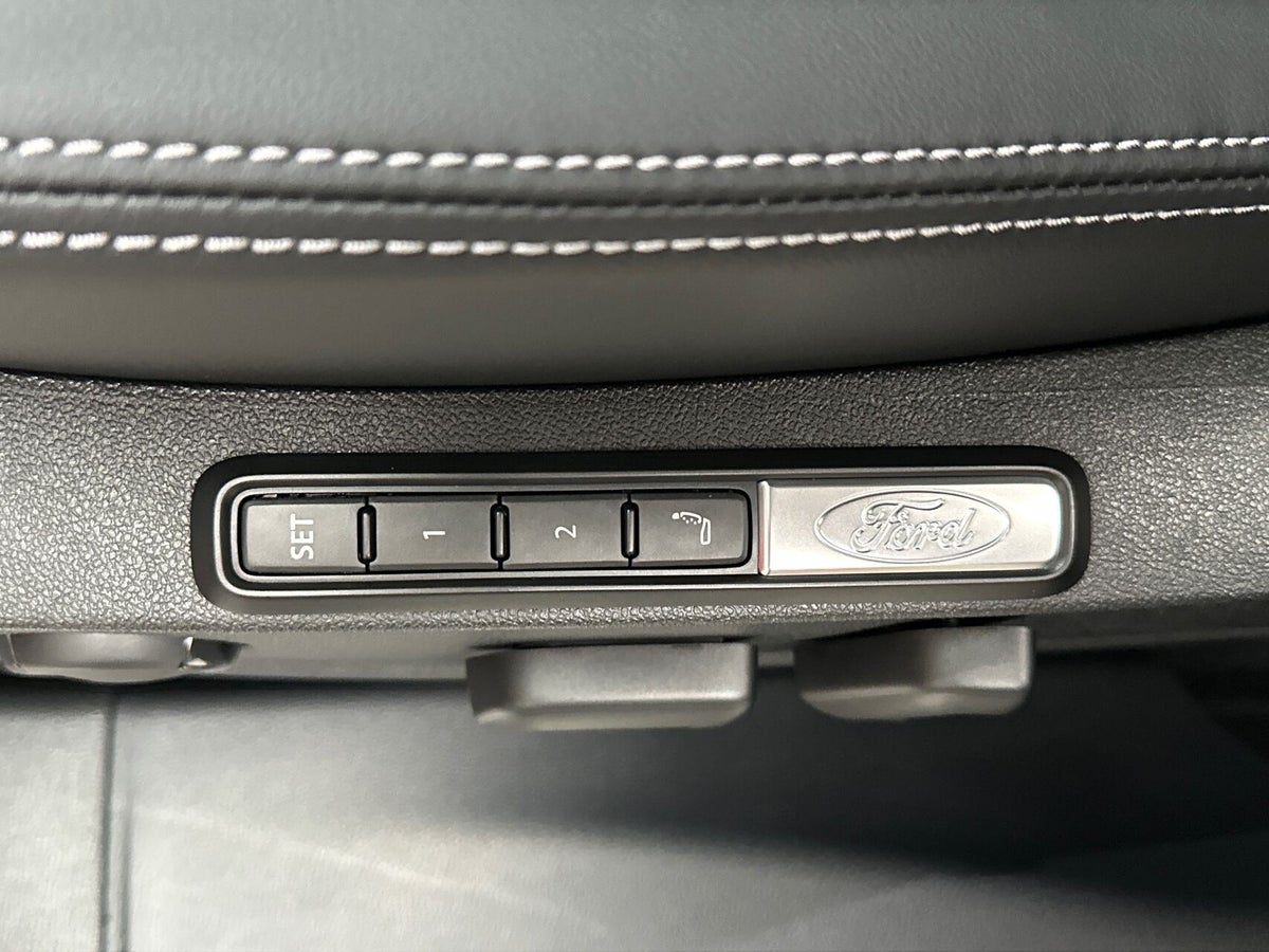 Ford Explorer Premium Extended Range billede 20