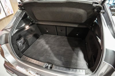 Mercedes EQA250