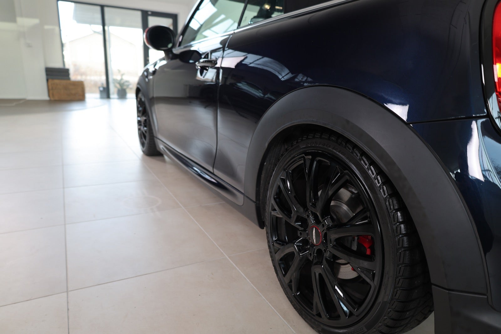 MINI Cooper S 2,0 JC Works Cabriolet aut. 2d - 15