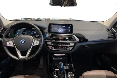 BMW iX3 Charged Plus