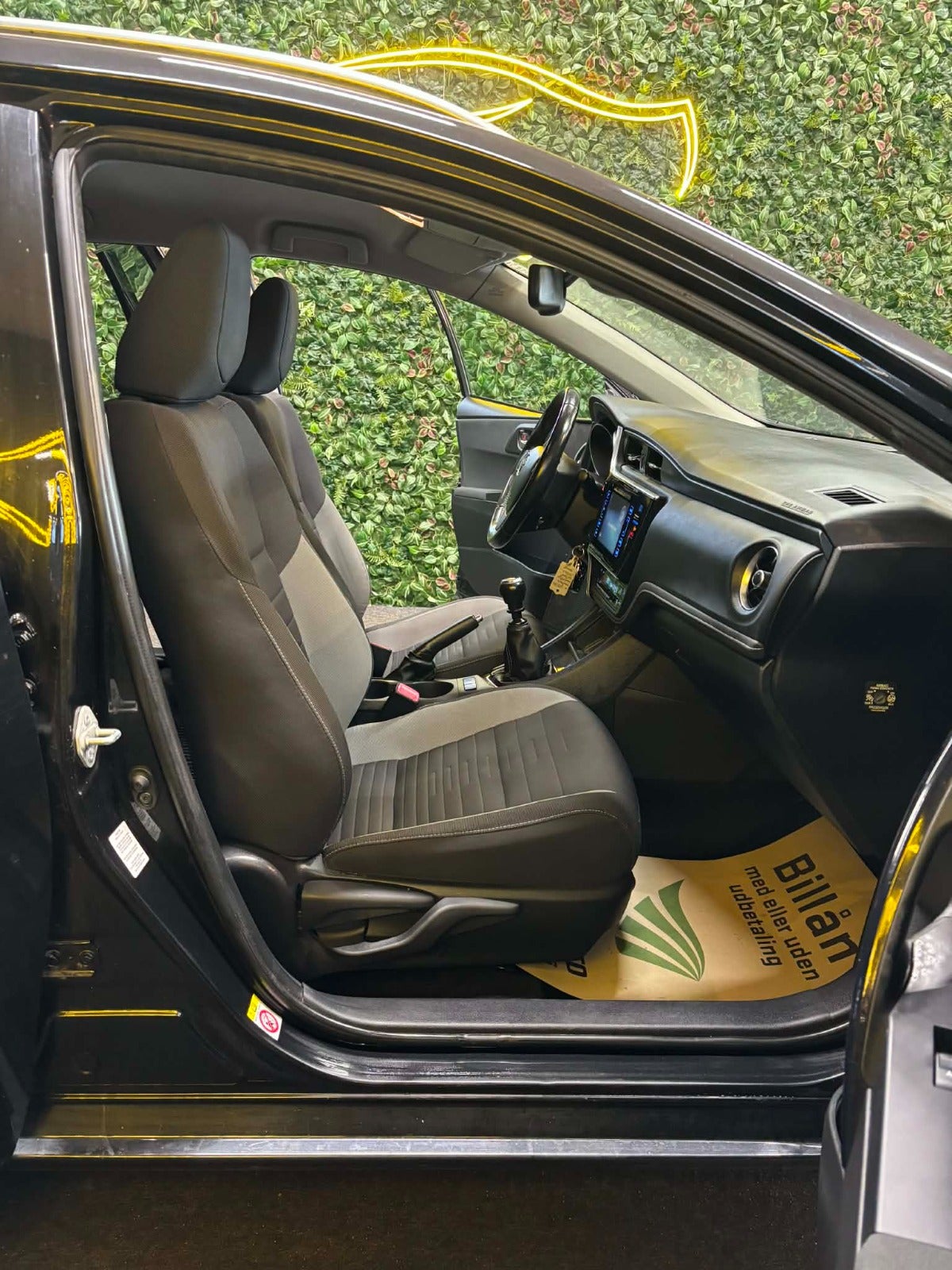 Billede af Toyota Auris 1,6 D-4D T2 Comfort Touring Sports