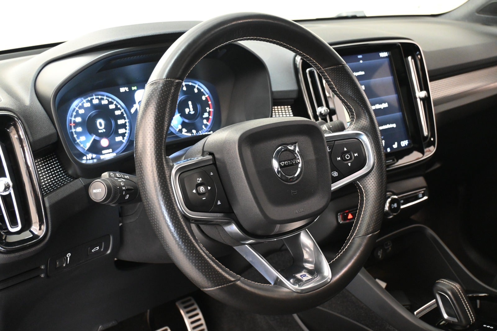 Volvo XC40 T5 250 R-Design aut. AWD