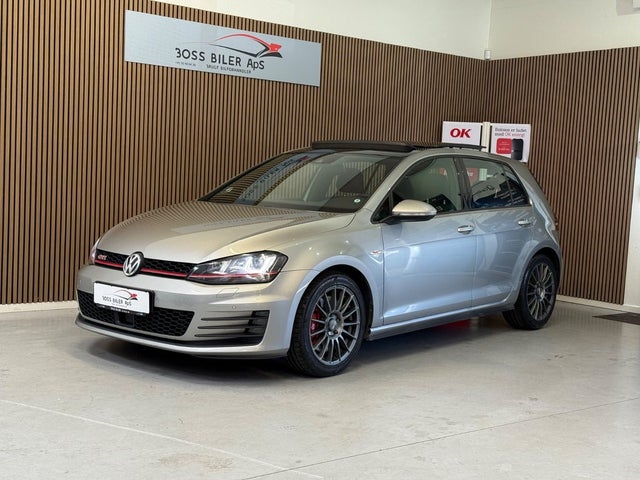VW Golf VII 2,0 GTi Performance DSG BMT