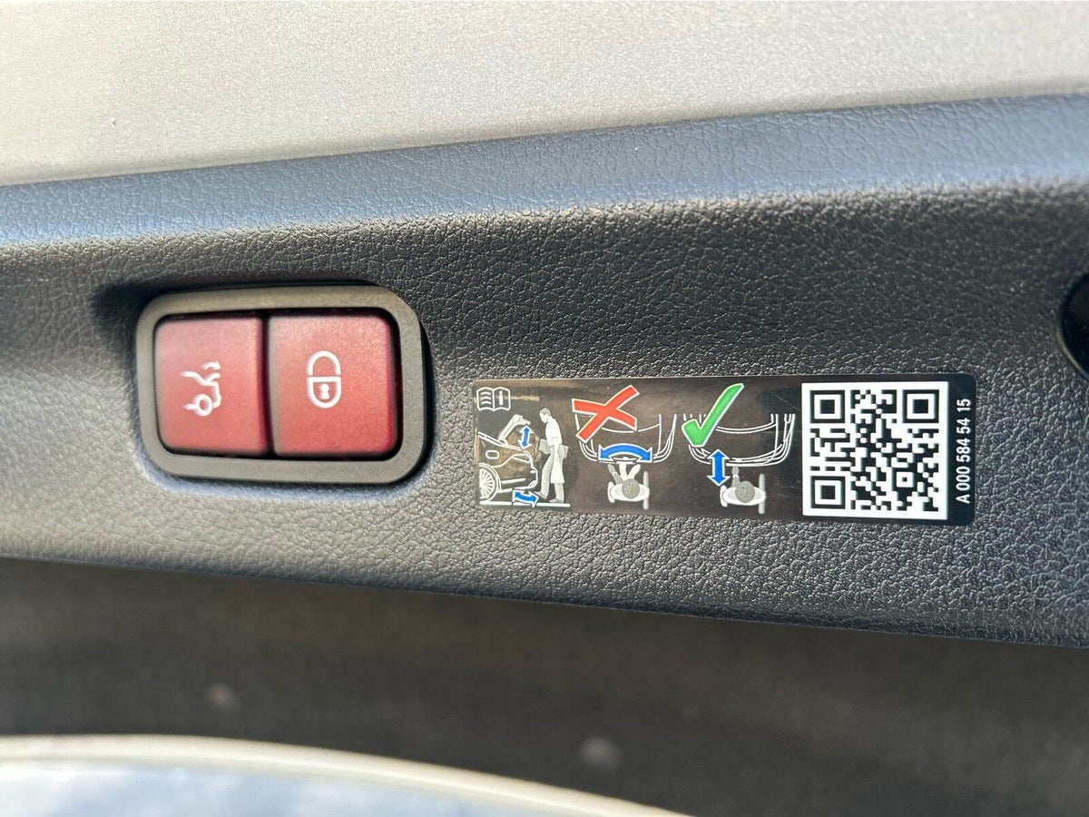 Mercedes EQE350+ AMG Line billede 21