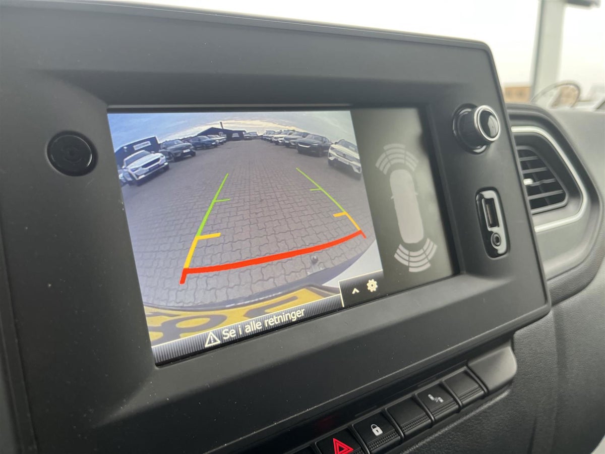 Renault Master IV T33 dCi 150 L2H2 Kassevogn billede 13