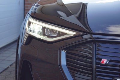 Audi e-tron S quattro