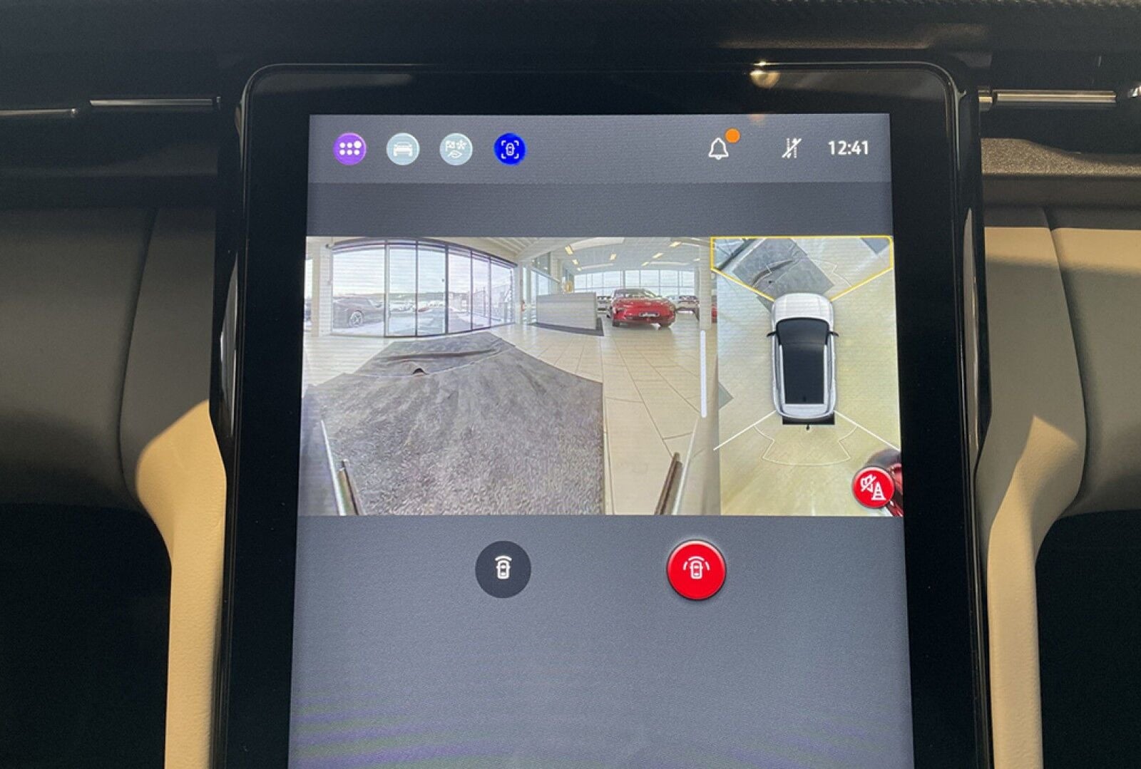 Ford Explorer Premium Extended Range