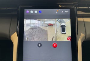 Ford Explorer Premium Extended Range