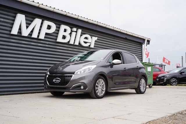 Peugeot 208 1,2 VTi 82 Selection Sky