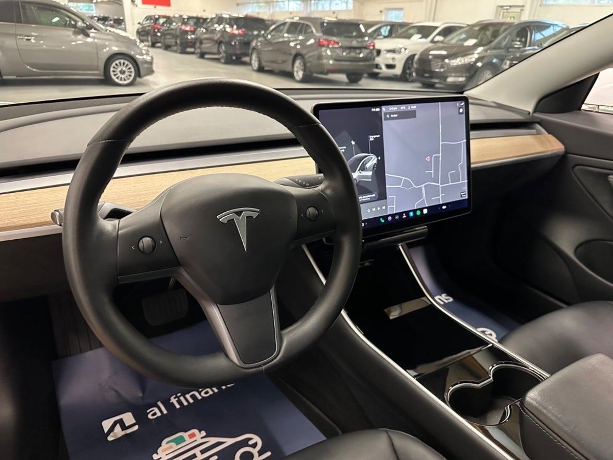 Tesla Model 3 2019