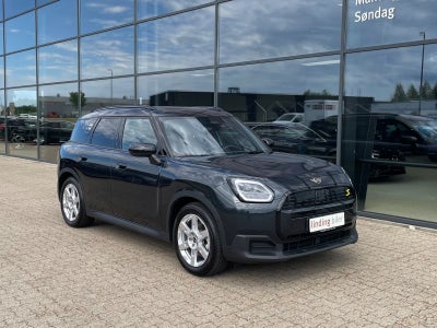 MINI Countryman SE  Favoured Trim L ALL4 5d
