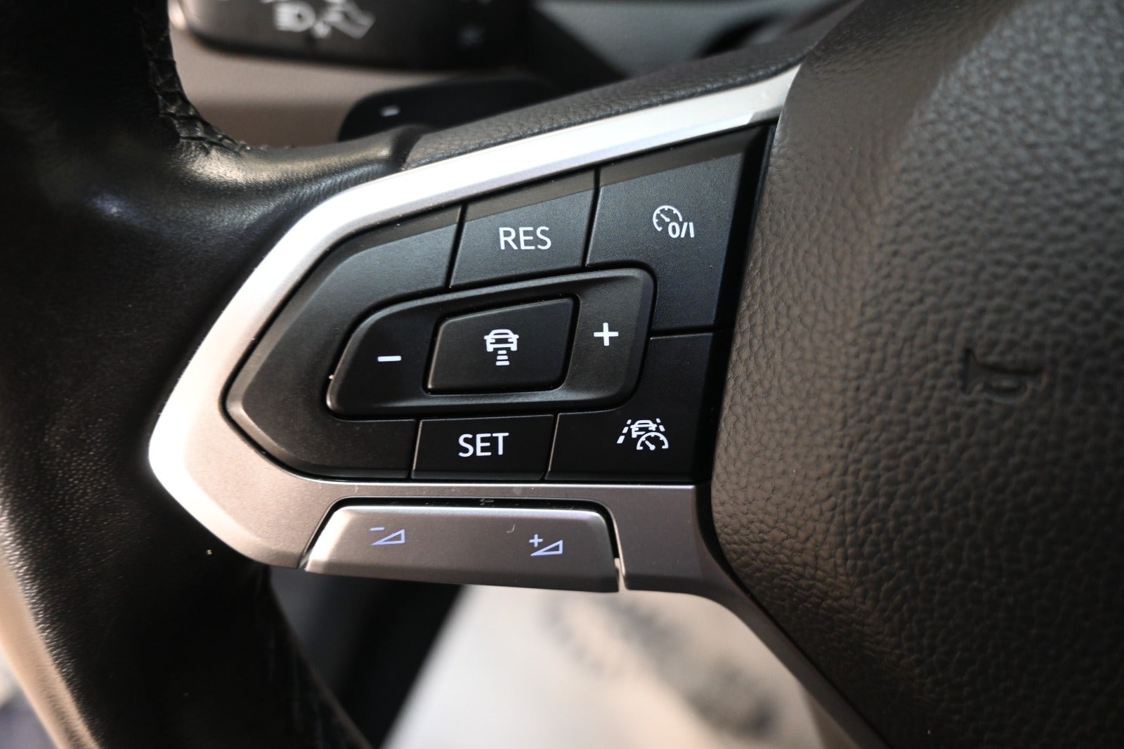 VW Passat TSi 150 Business+ Variant DSG