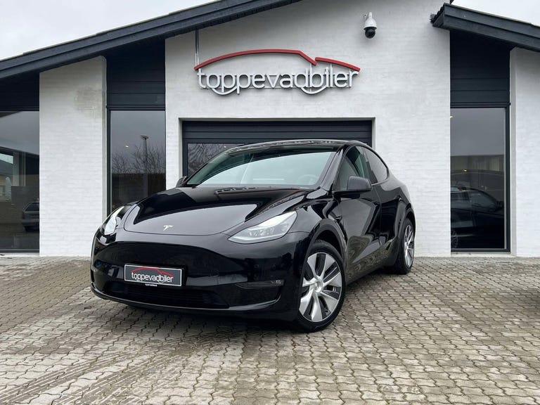 Tesla Model Y RWD