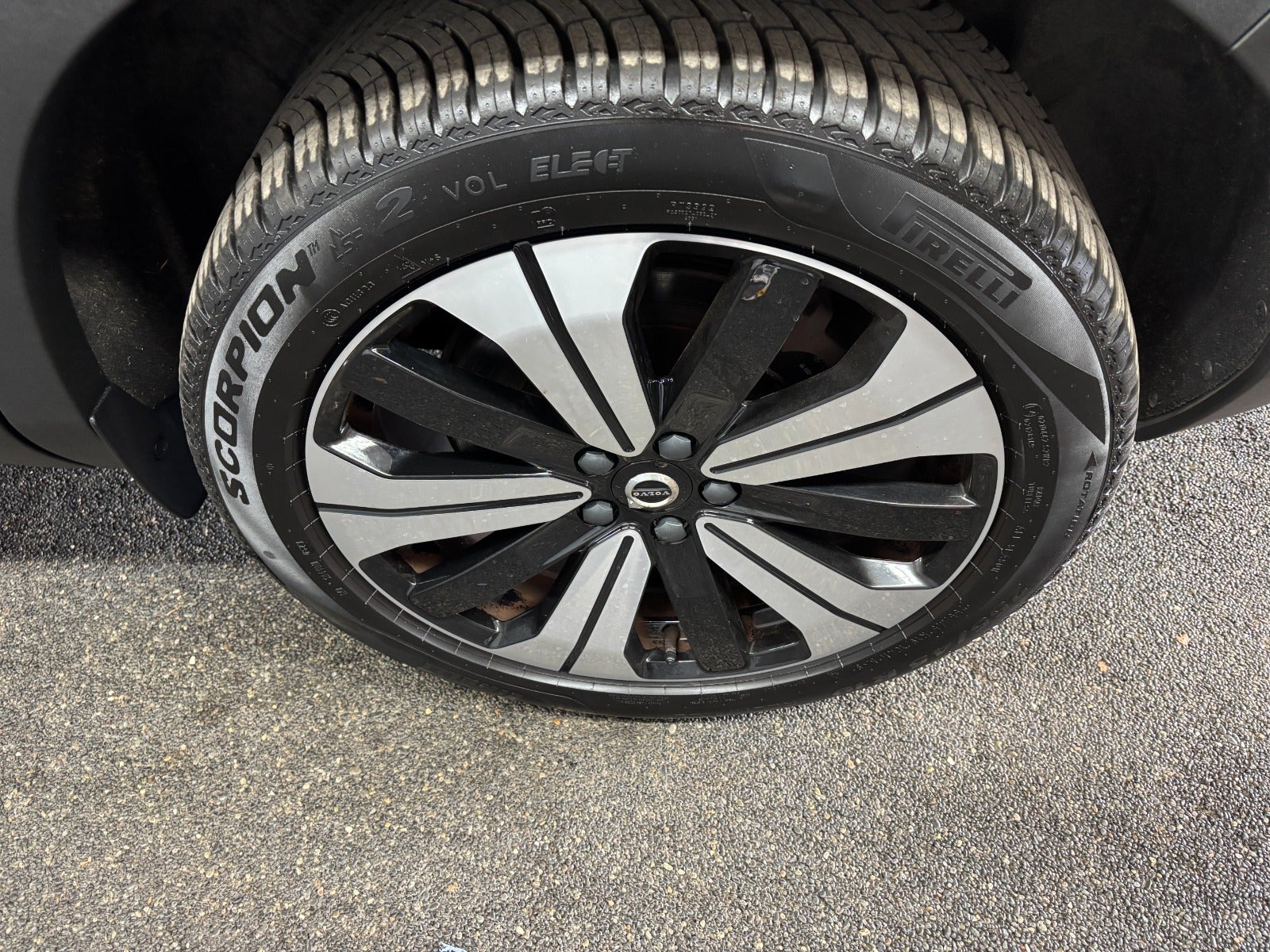 Billede af Volvo XC40  P6 ReCharge Ultimate