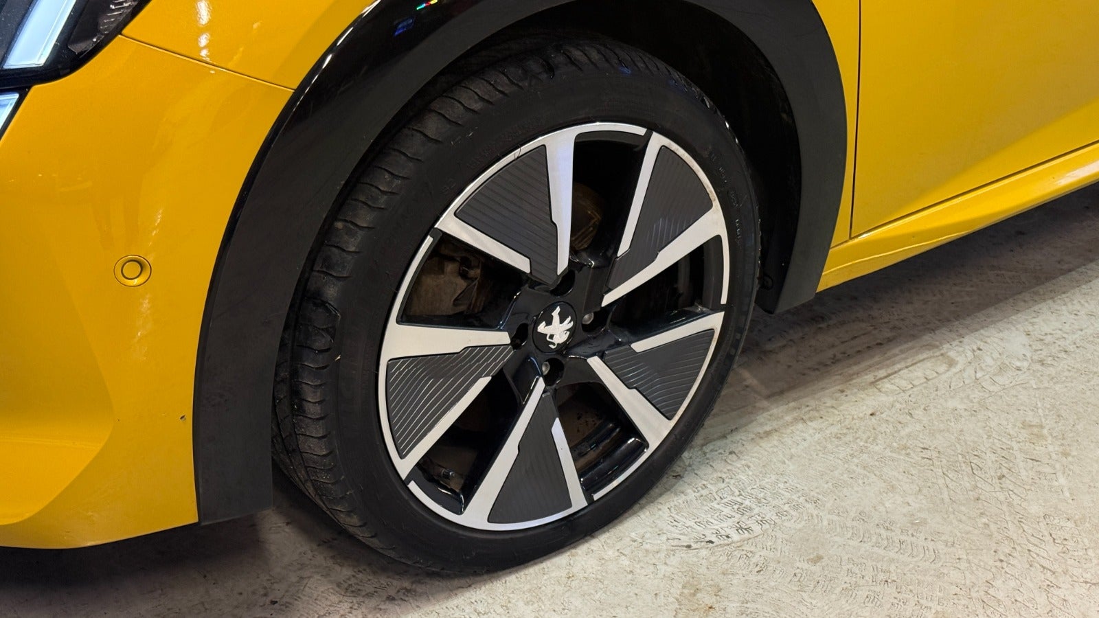 Billede af Peugeot e-208 50 GT