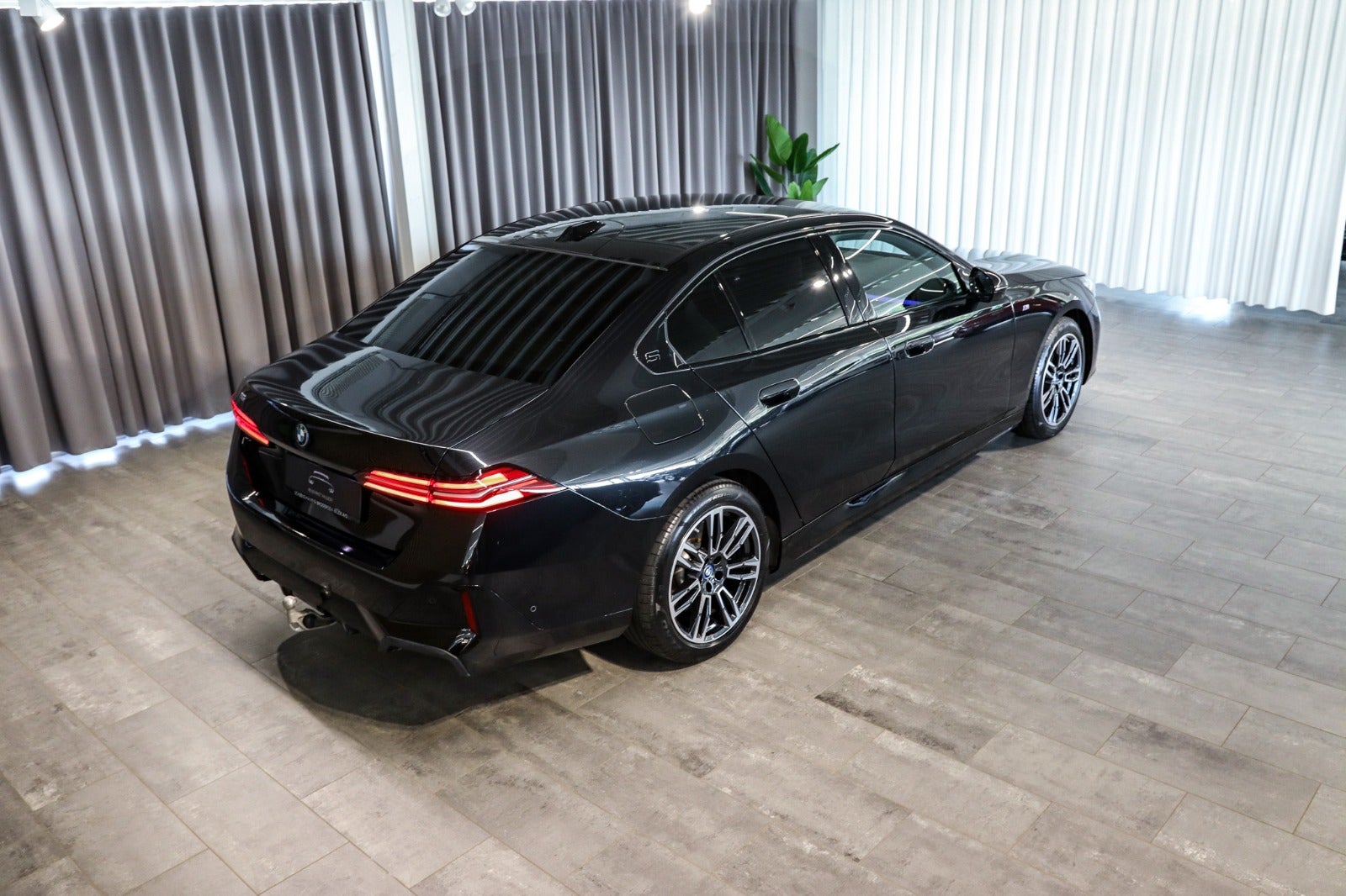 Billede af BMW i5 eDrive40 Fully Charged M-Sport