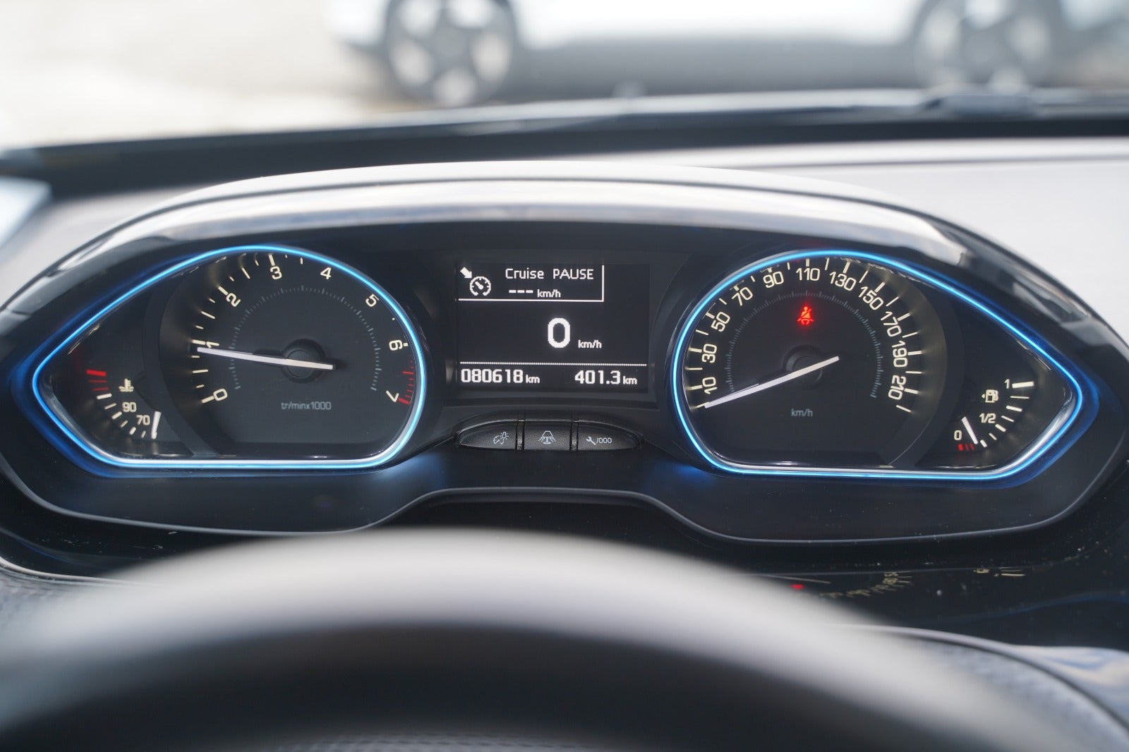 Billede af Peugeot 2008 1,2 PureTech 110 Prestige Sky