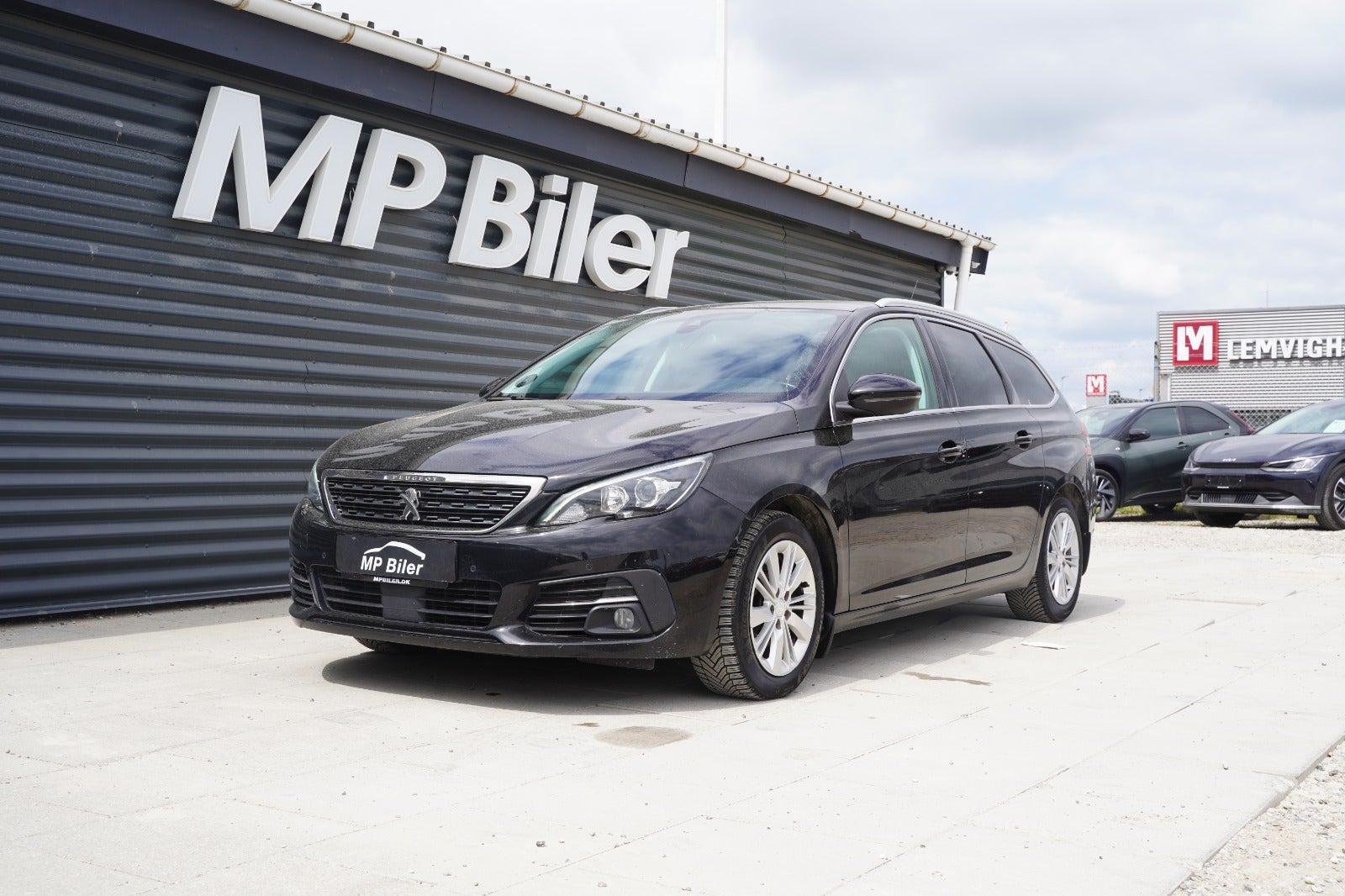Billede af Peugeot 308 1,5 BlueHDi 130 Allure Sky SW