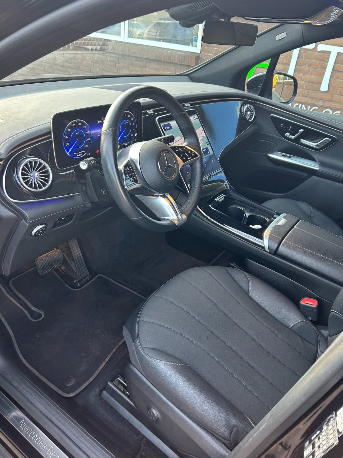 Billede af Mercedes EQE350+ SUV  