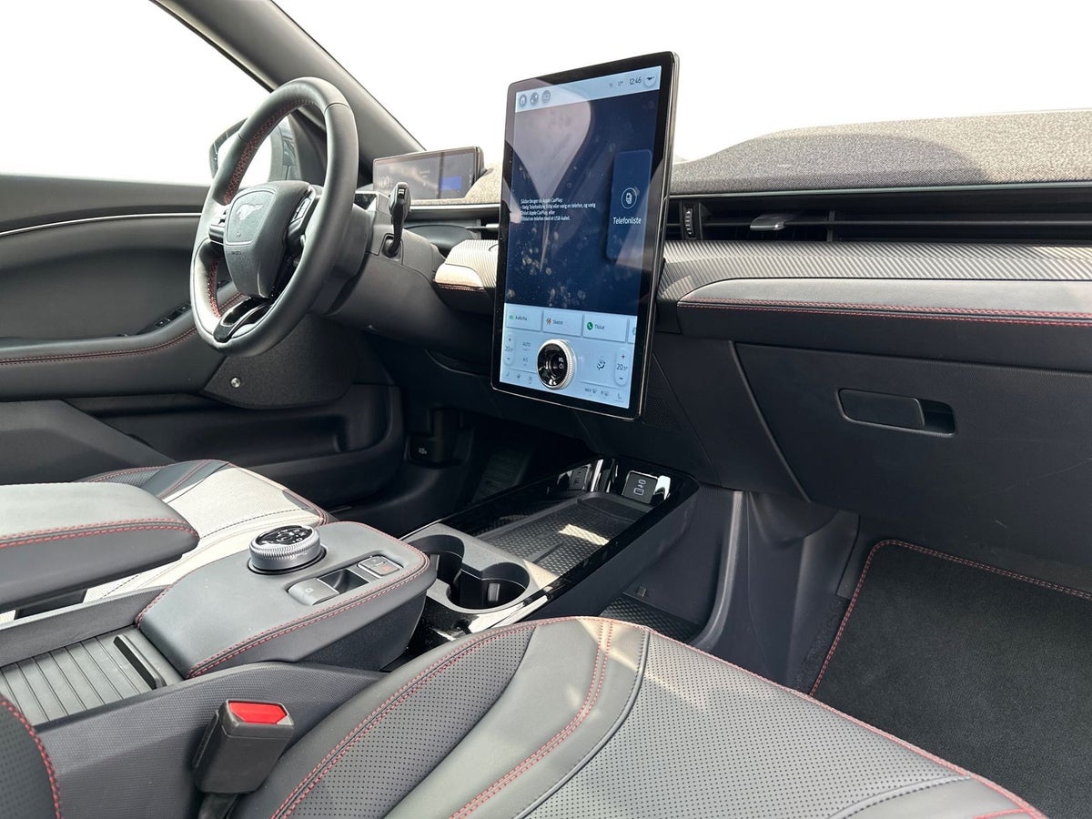 Ford Mustang Mach-E Standard Range AWD billede 7