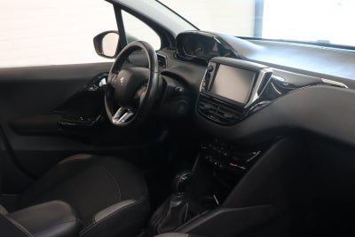 Peugeot 208 BlueHDi 100 Chili Sky+