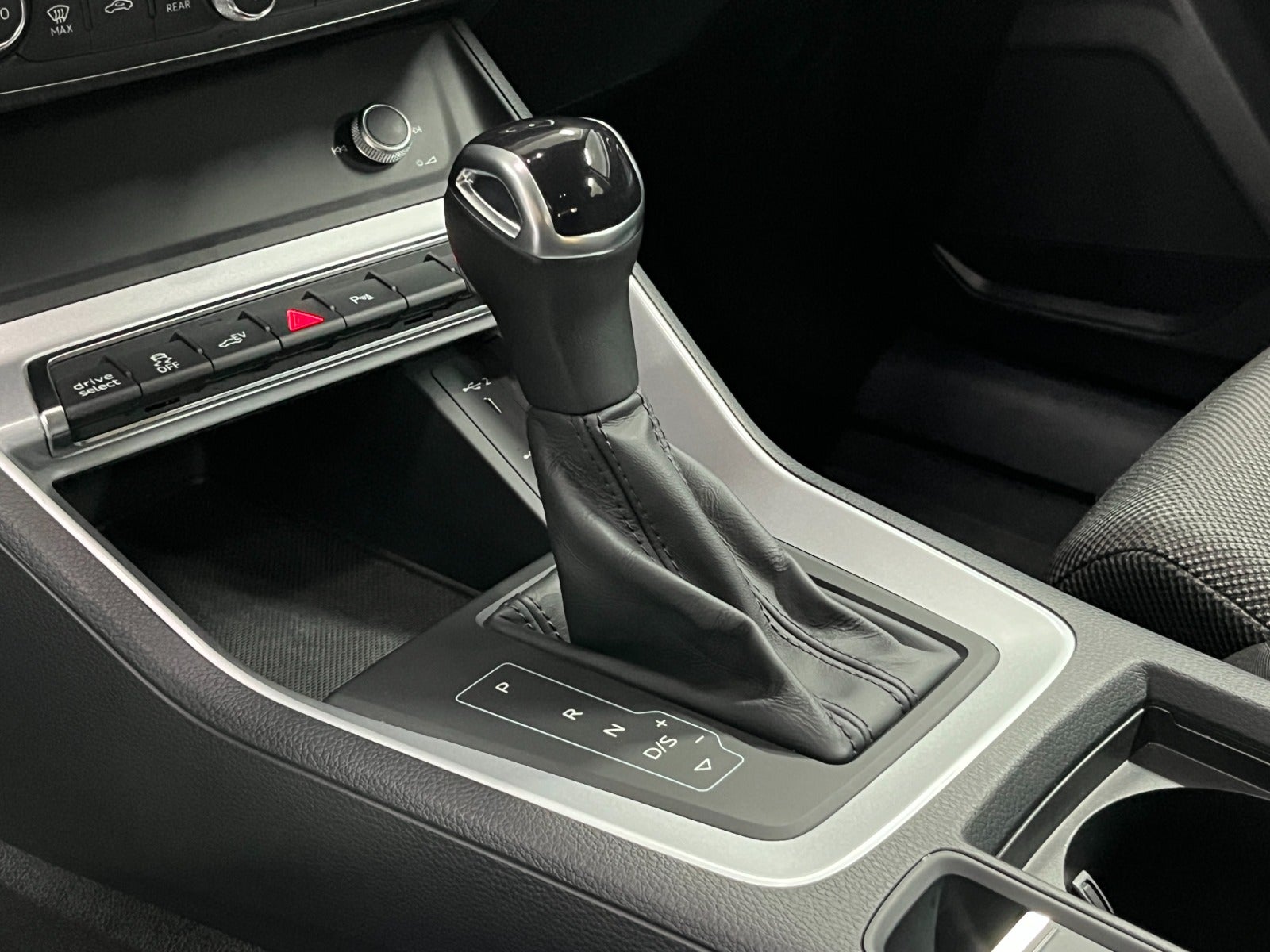 Billede af Audi Q3 45 TFSi e Attitude plus Sportback S-tr.