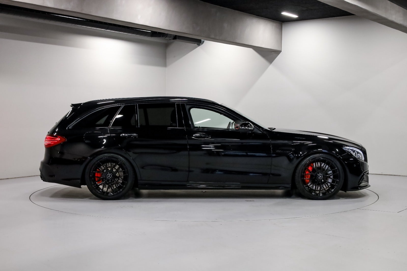 Mercedes-Benz C63 4,0 AMG S stc. aut.