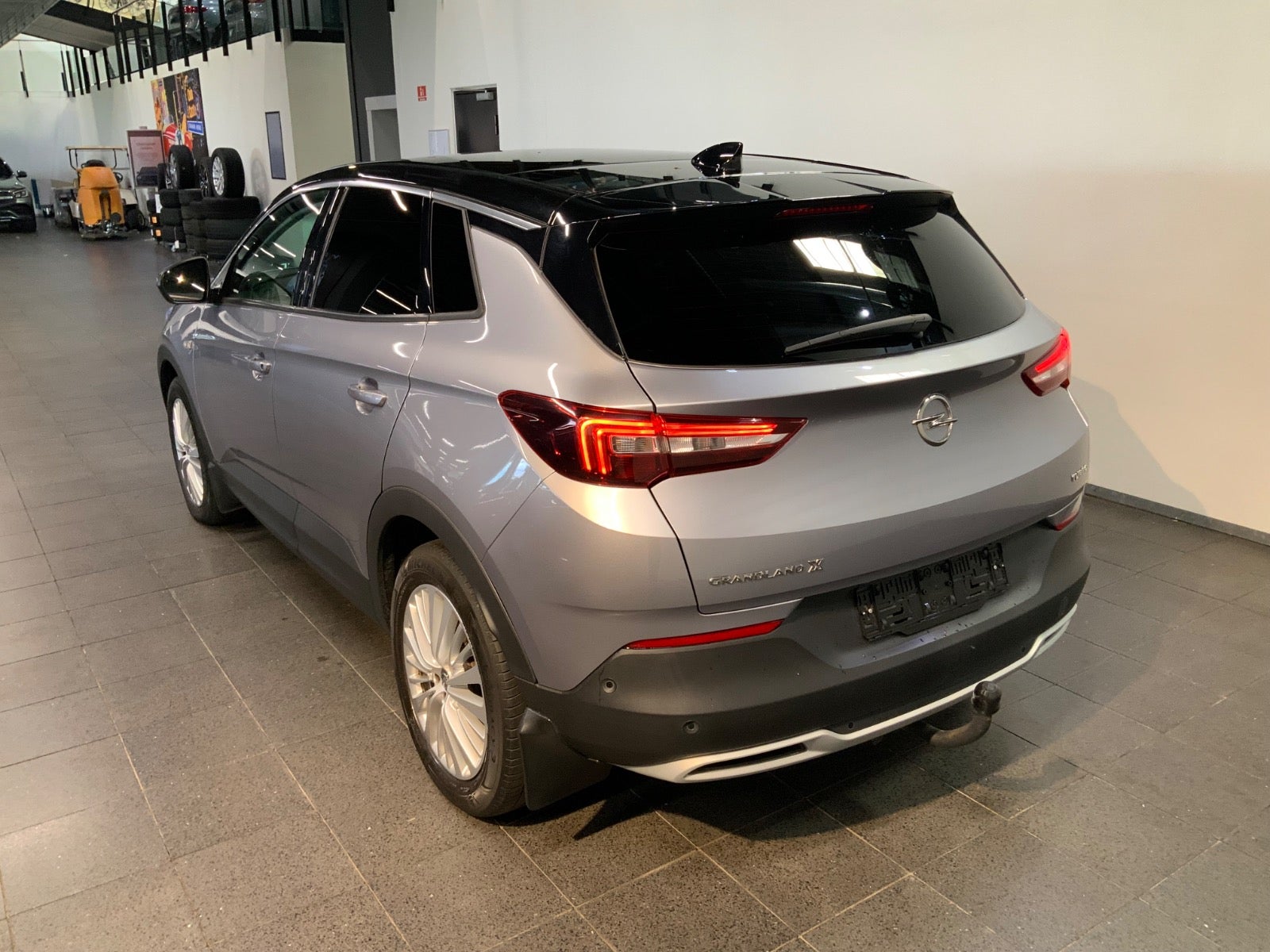 Opel Grandland X (4/8)