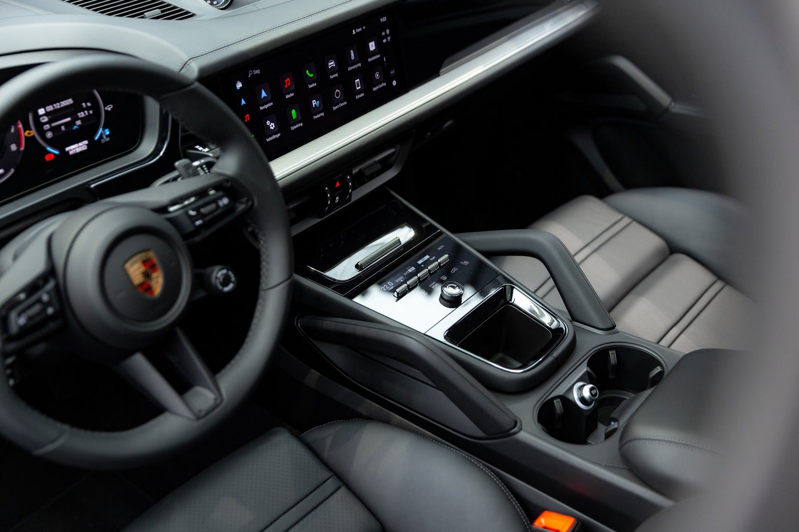 Gallery image 12 of 18