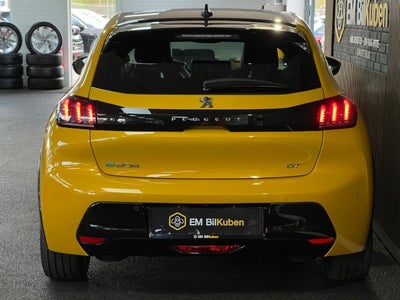 Peugeot e-208 GT