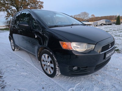 Mitsubishi Colt 1,3 Elegance ClearTec Coolpack Benzin modelår 2011 km 305000 nysynet ABS airbag cent