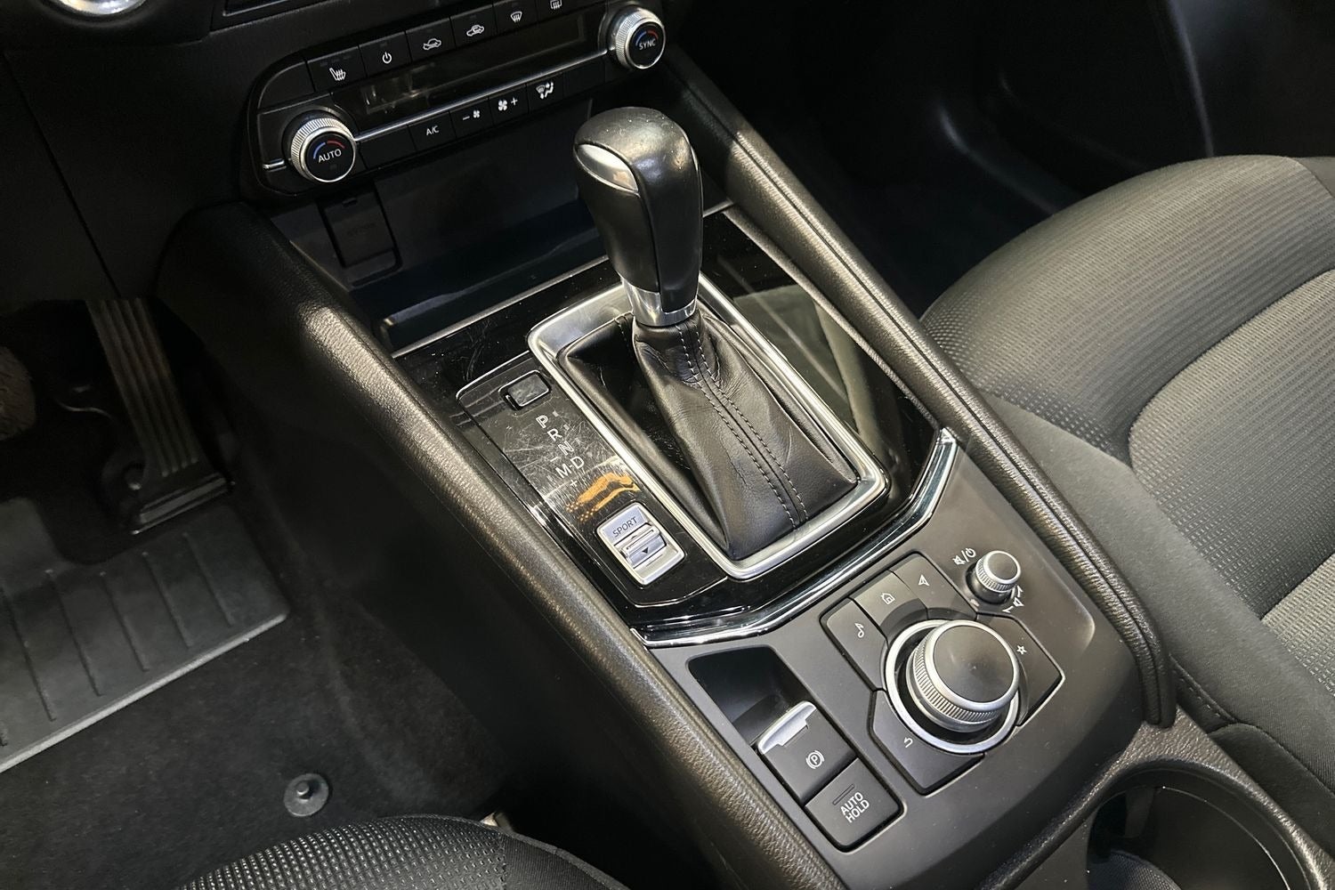 Billede af Mazda CX-5 2,0 SkyActiv-G 165 Sky aut.