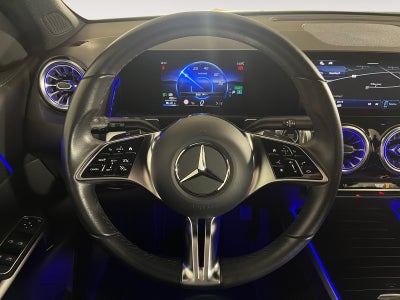 Mercedes EQB250+ Progressive Van