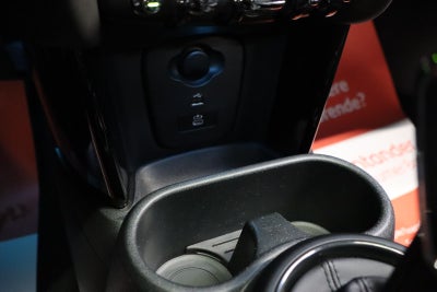 MINI Cooper SE Camden Edition