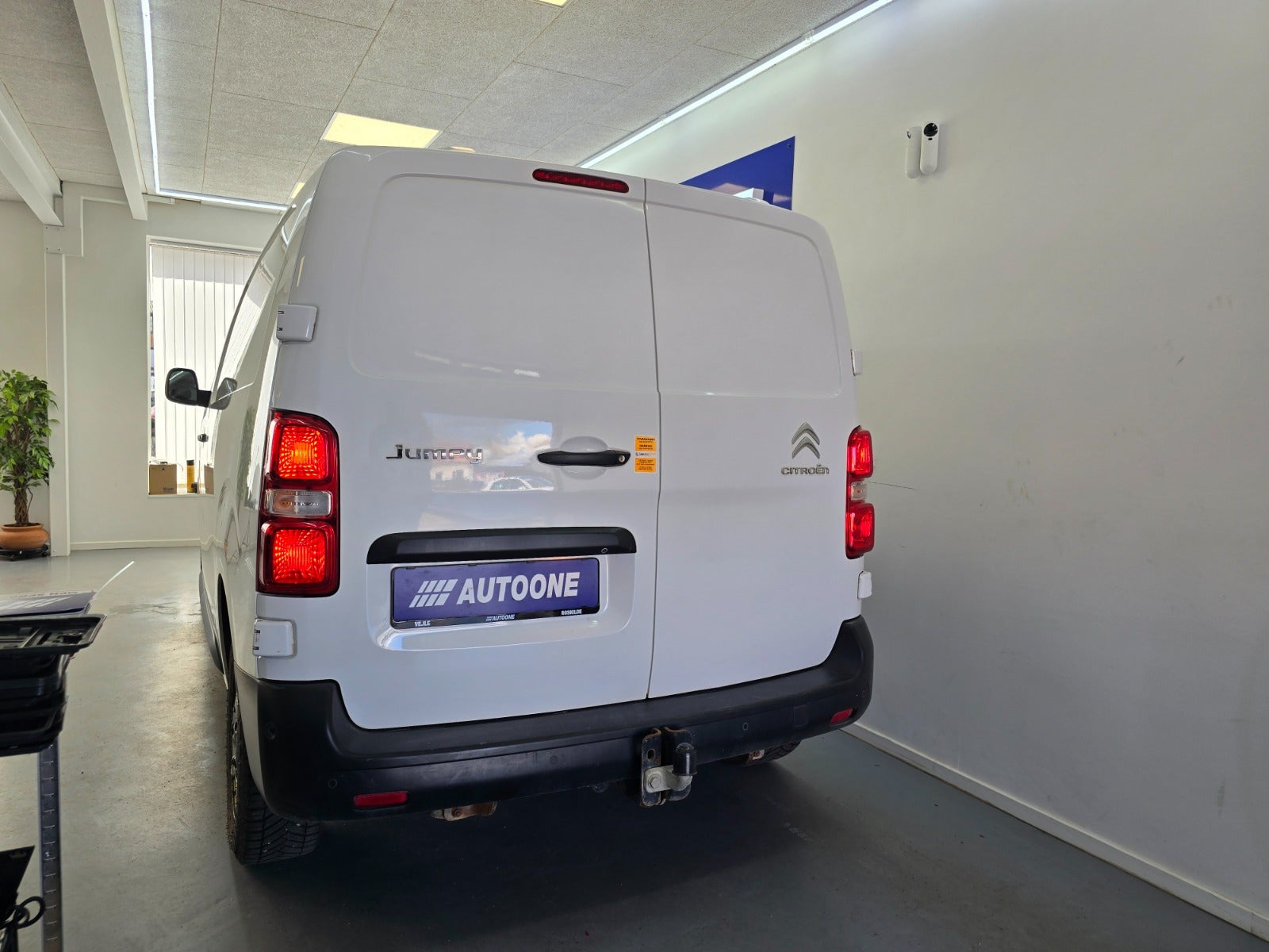 Billede af Citroën Jumpy 2,0 BlueHDi 120 L1N2