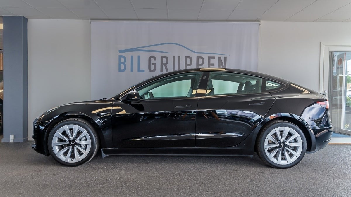 Billede af Tesla Model 3  RWD