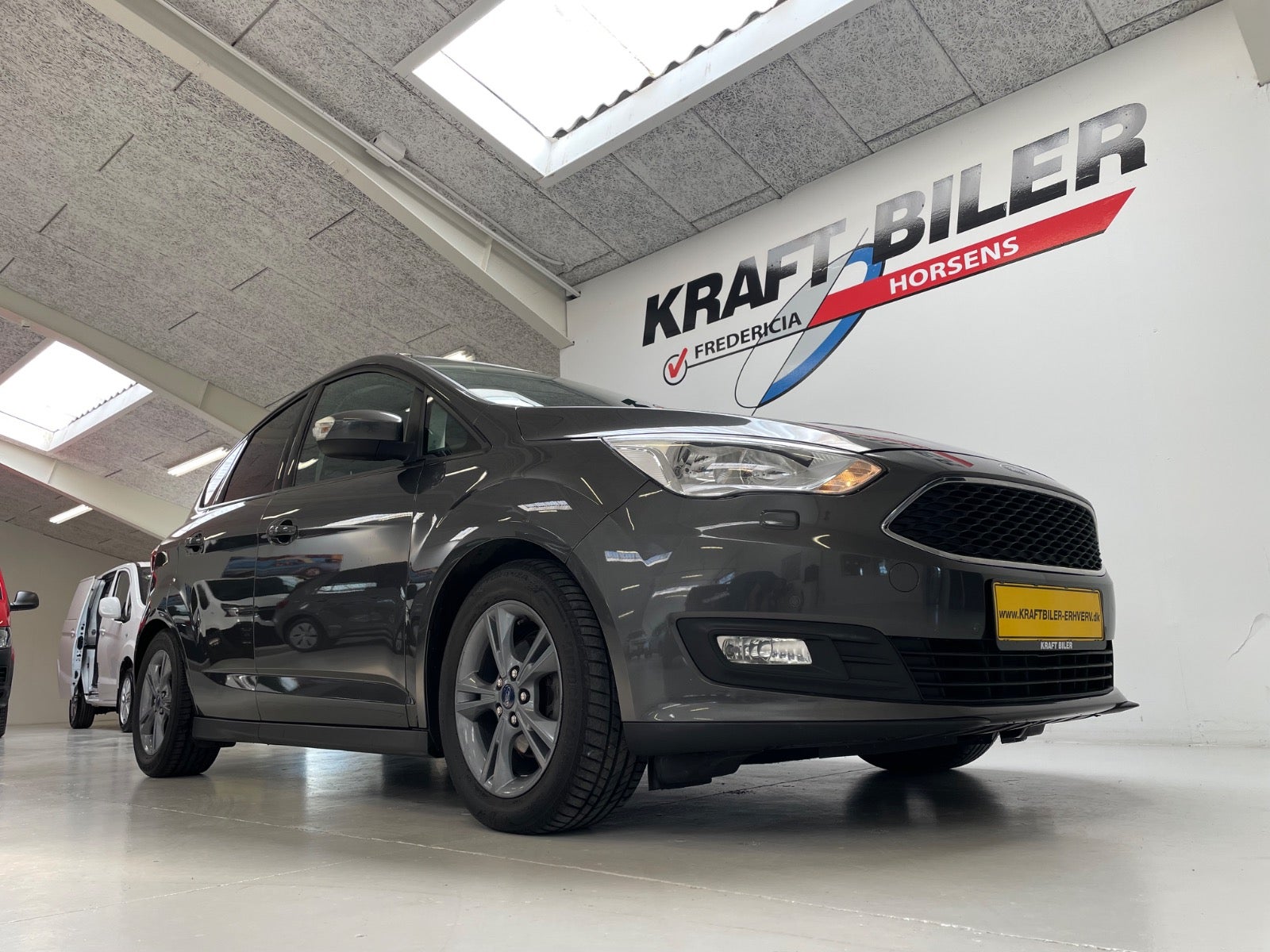Billede af Ford C-MAX 1,5 TDCi 120 Business Van