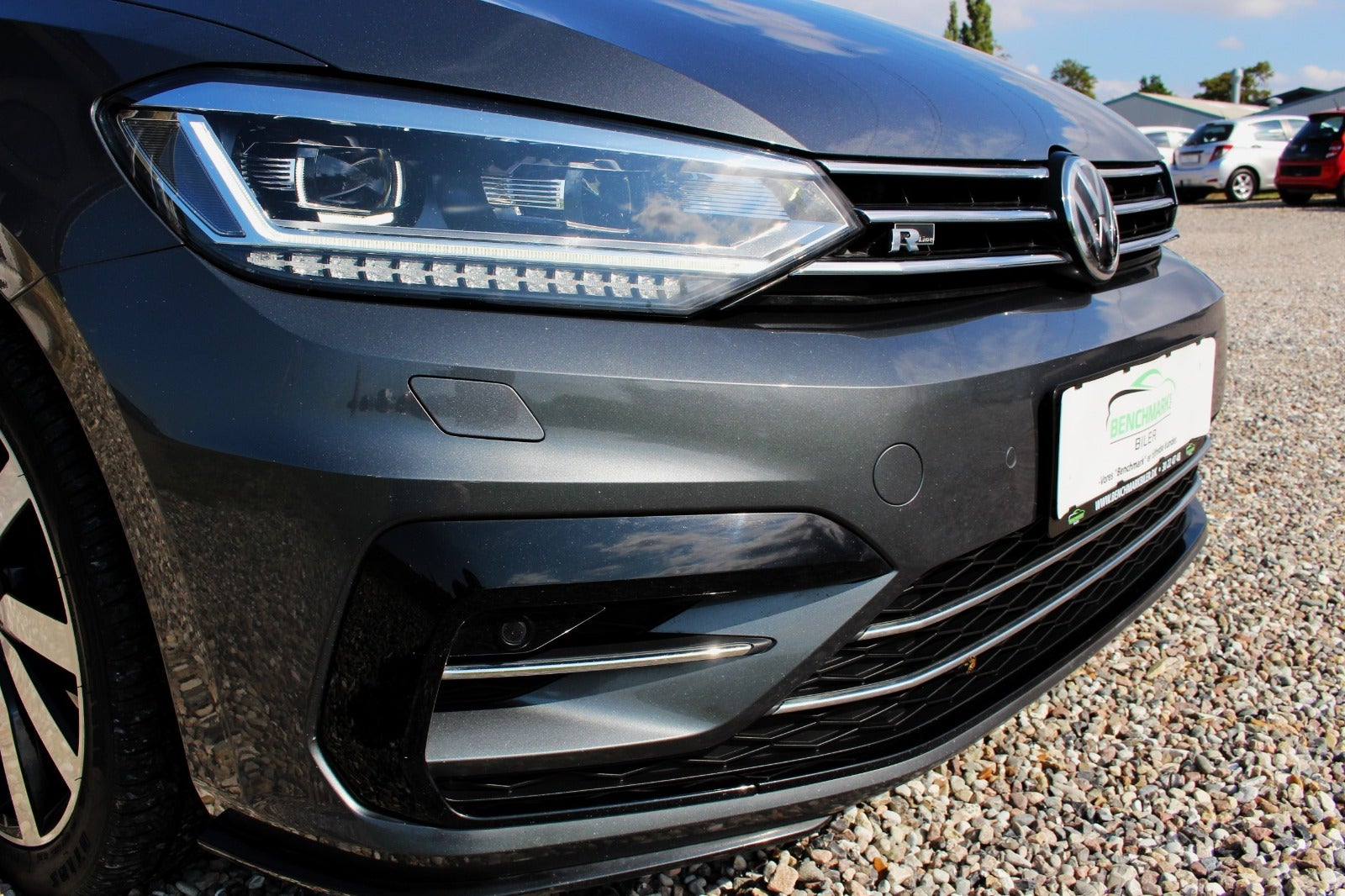 VW Touran TDi 190 R-line DSG Van