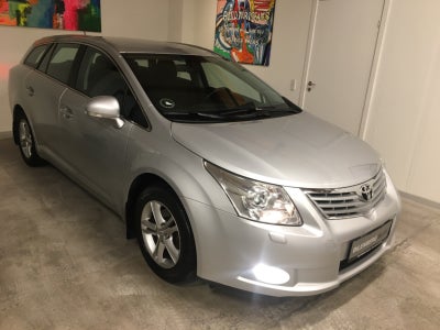 Toyota Avensis 1,8 VVT-i TX stc. CVT 5d