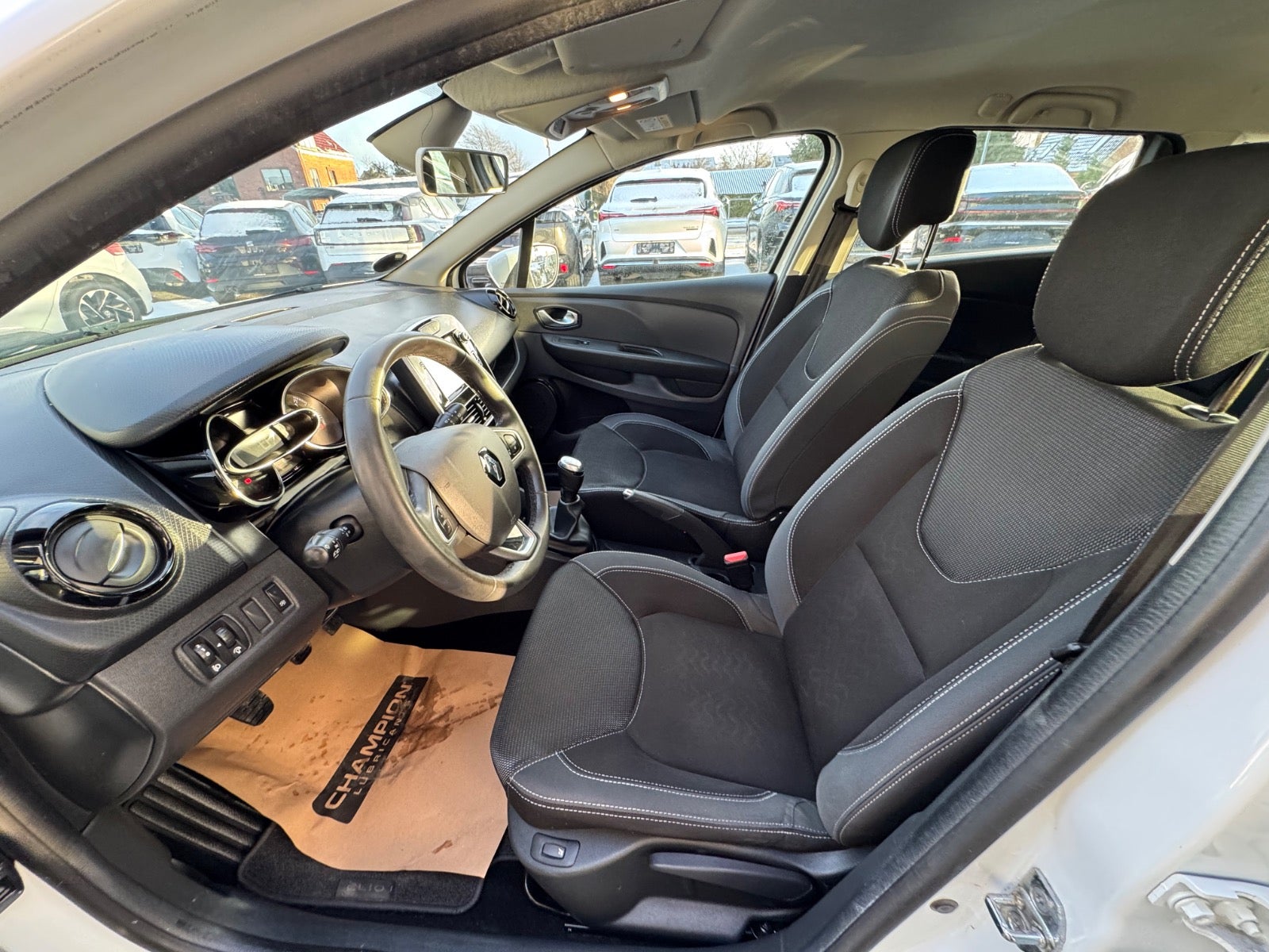 Billede af Renault Clio IV 1,5 dCi 90 Zen Sport Tourer