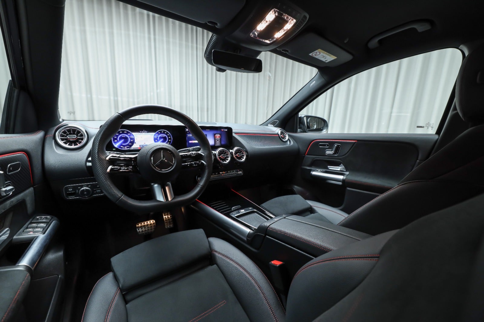 Mercedes-Benz EQA 250+ (4/8)