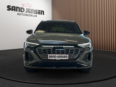 Audi Q8 e-tron S-line quattro Van