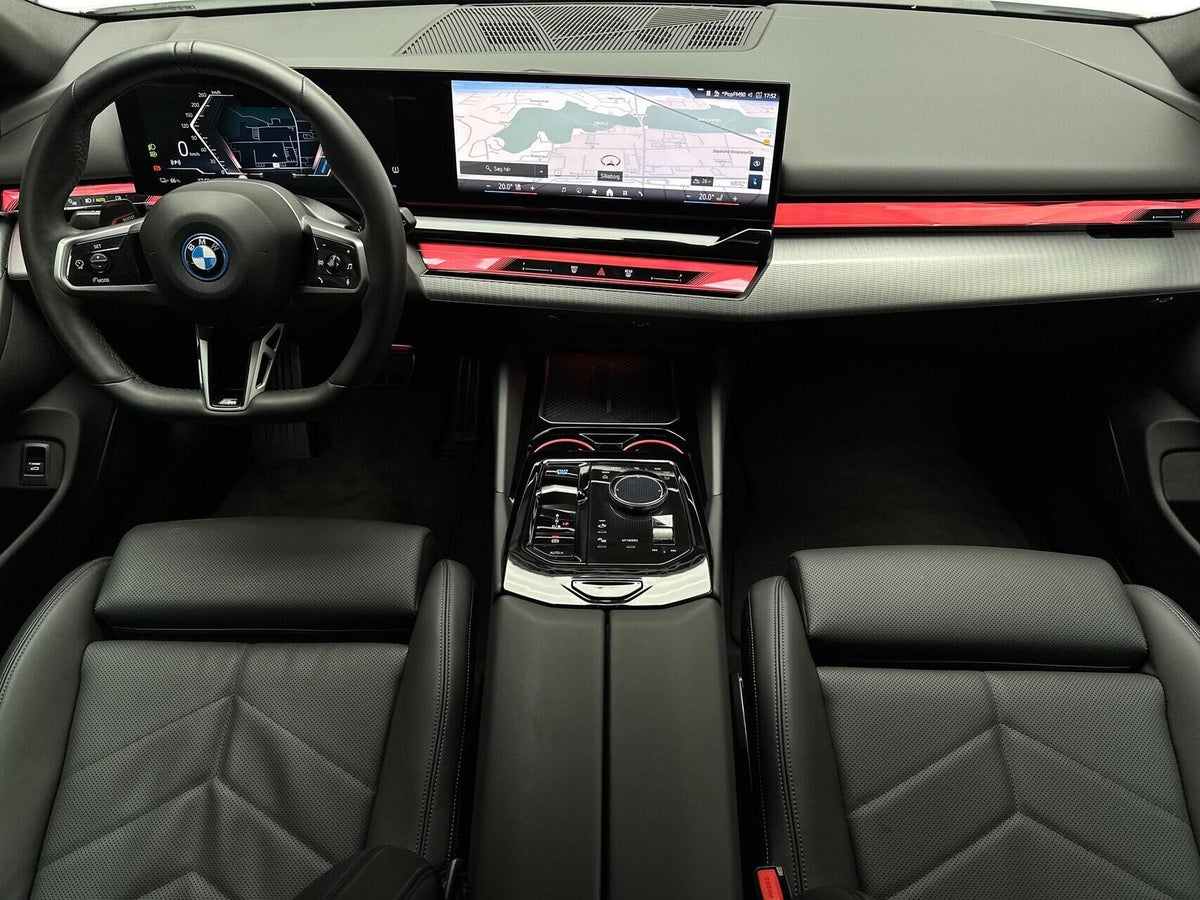 BMW i5 eDrive40 Touring M-Sport billede 4