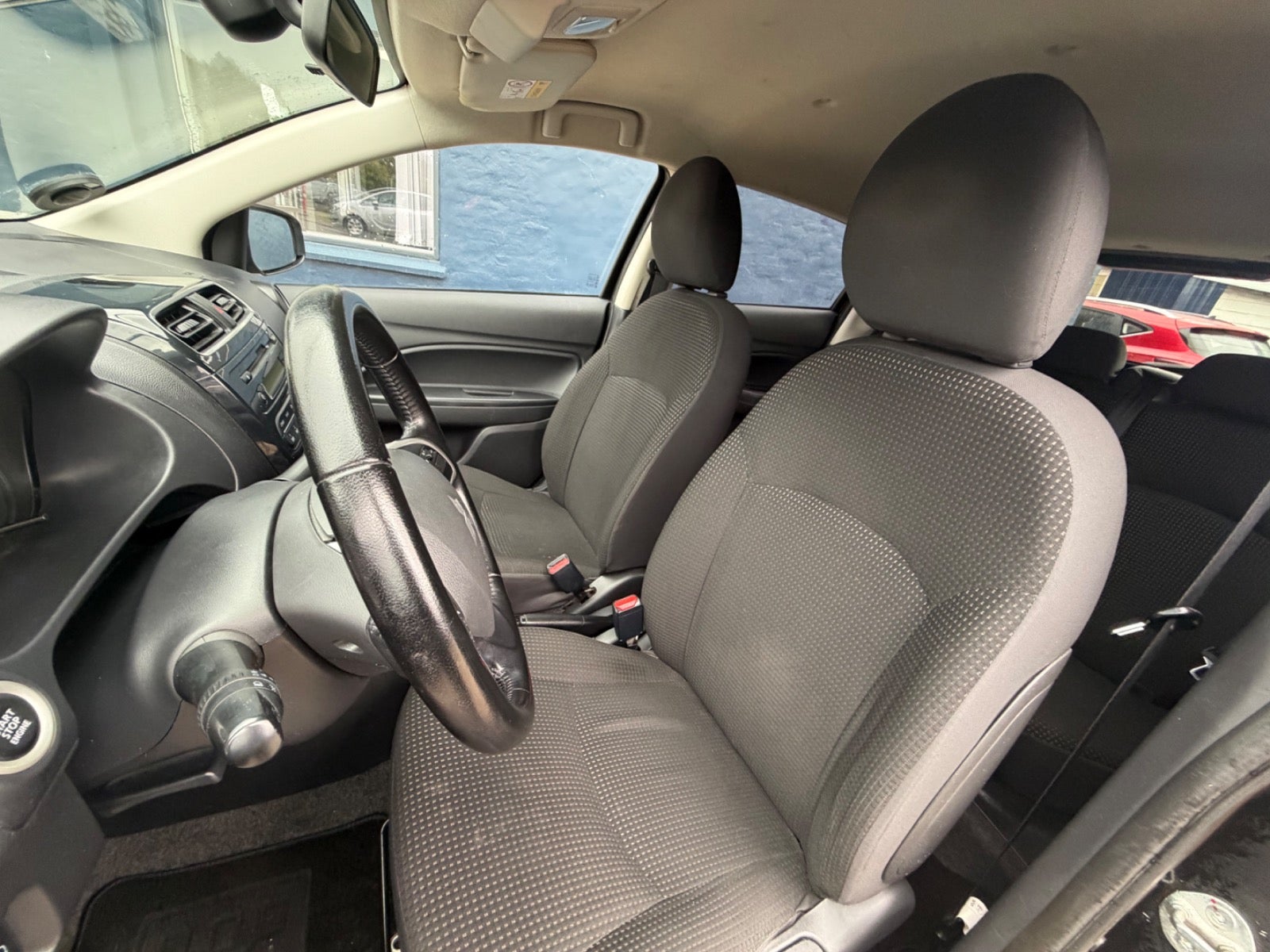 Billede af Mitsubishi Space Star 1,2 Black & White
