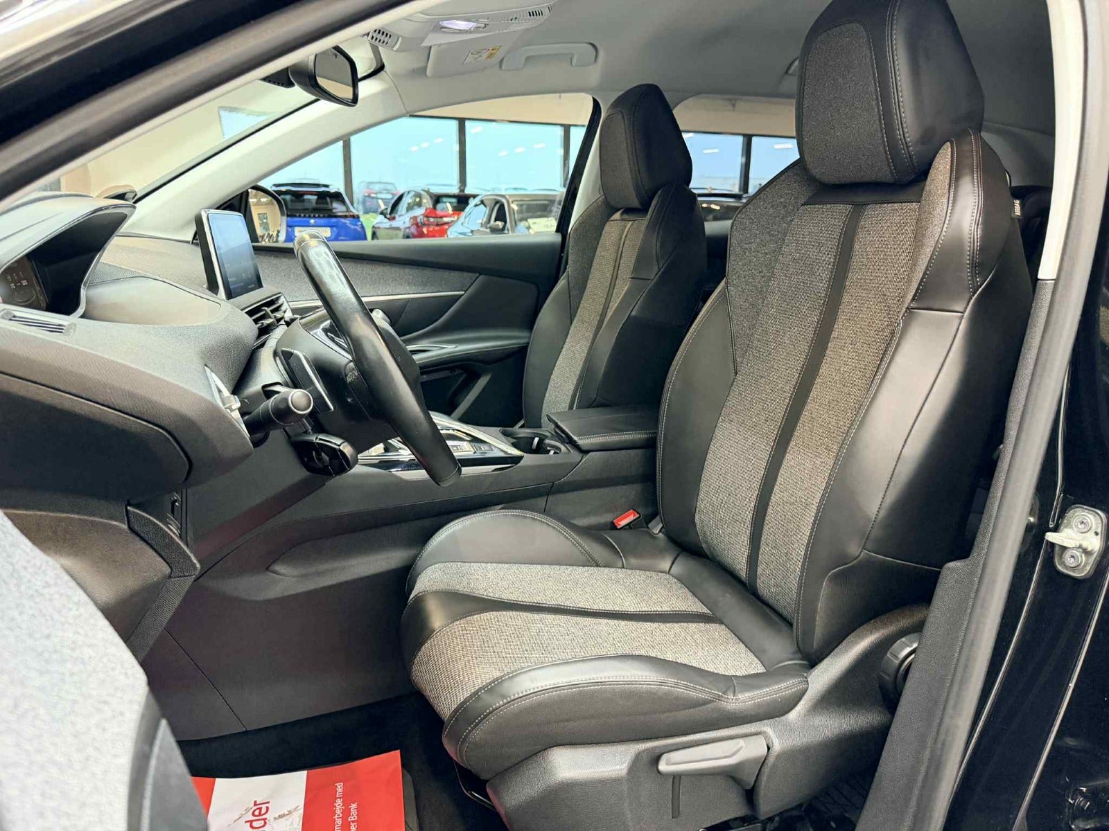 Peugeot 3008 BlueHDi 130 Allure EAT8